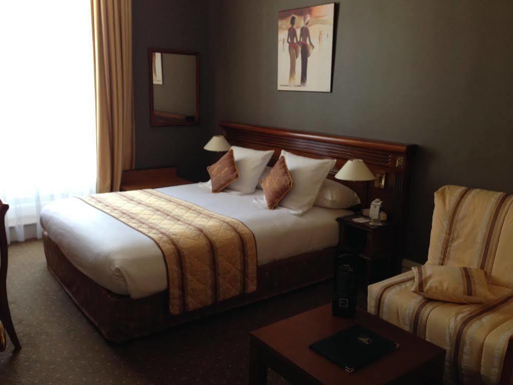 Best Western Hotel D'Arc Orléans Dış mekan fotoğraf